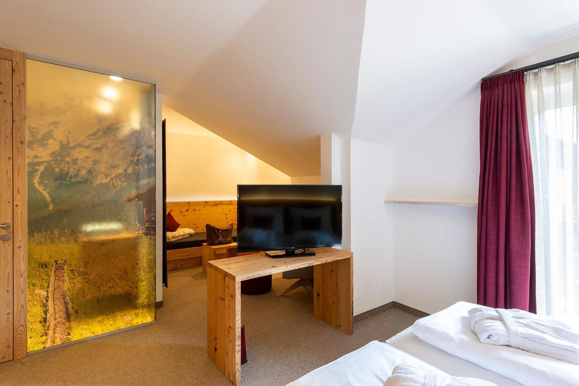 Hotel Seelaus Seiser Alm Rum bild